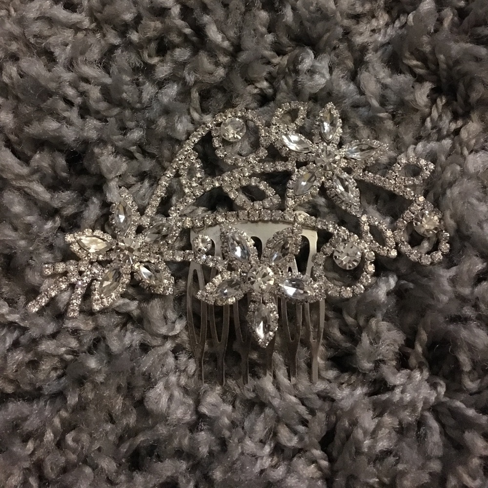 Jeweled Hair Accessory (wedding, prom, etc.)