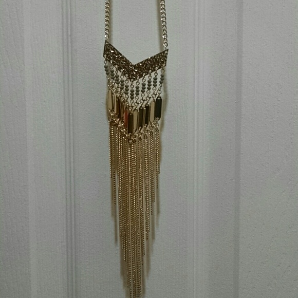 Express Fringe Necklace NWT - Picture 1 of 3
