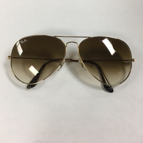 Ray-Ban Accessories - 50% off Retail Ray-Ban Classic Gold Large Aviators