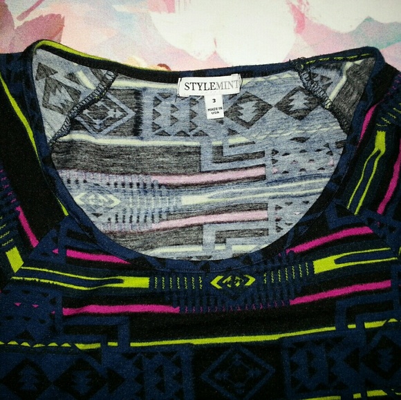 Style Mint Geometric Pattern Knee Length Dress - Picture 3 of 3