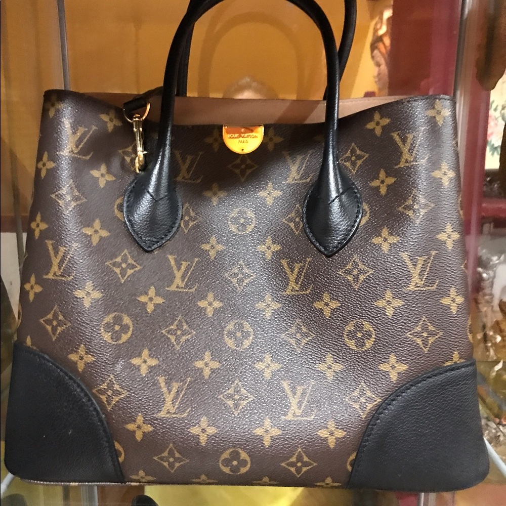 Louis Vuitton bag  i'm always open to negotiate