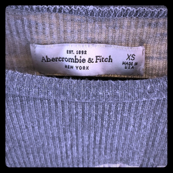 Abercrombie and Fitch crop top - Picture 2 of 3