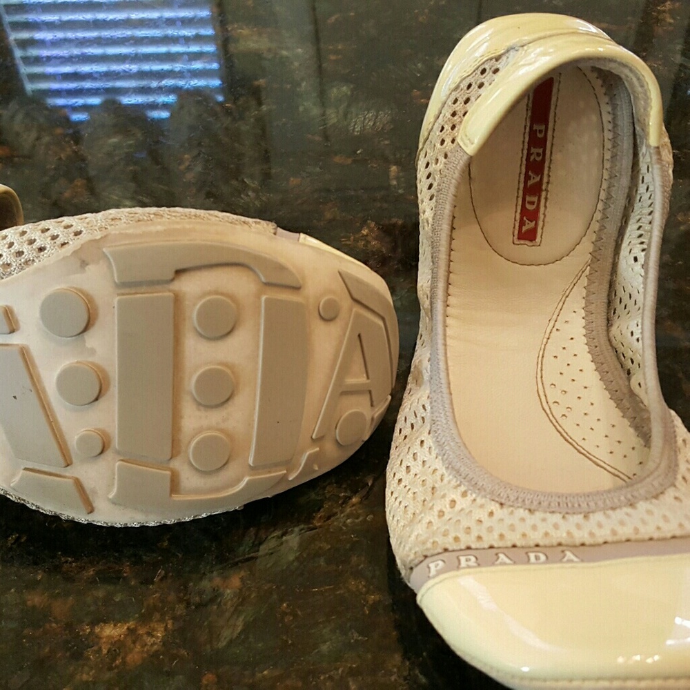 Prada size 7