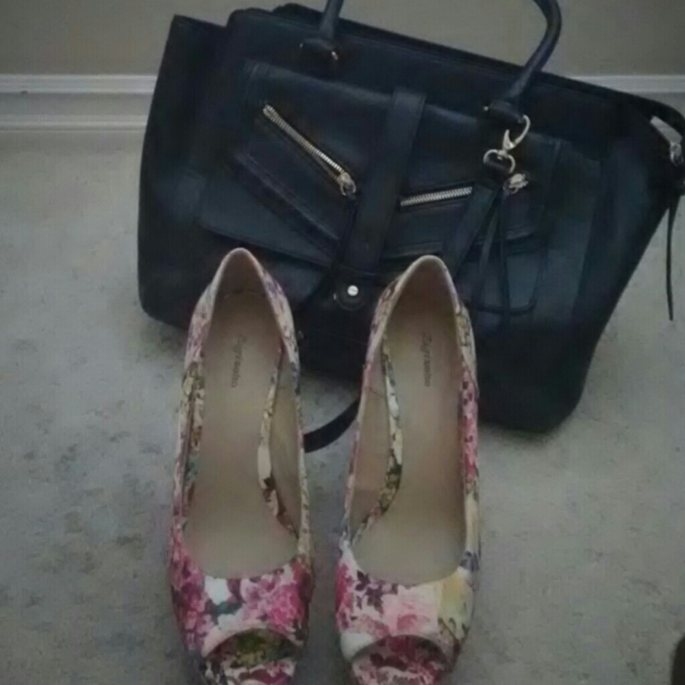 Wedge heels
