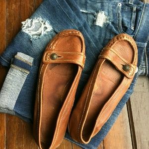 FRYE Moccasin Leather Driving Flats
