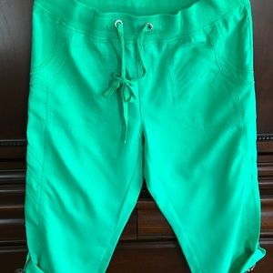 Inc international concepts capris size 12
