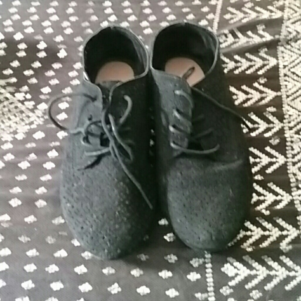 Bamboo shoes