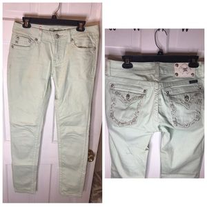 Miss Me skinny jeans. Size 30.