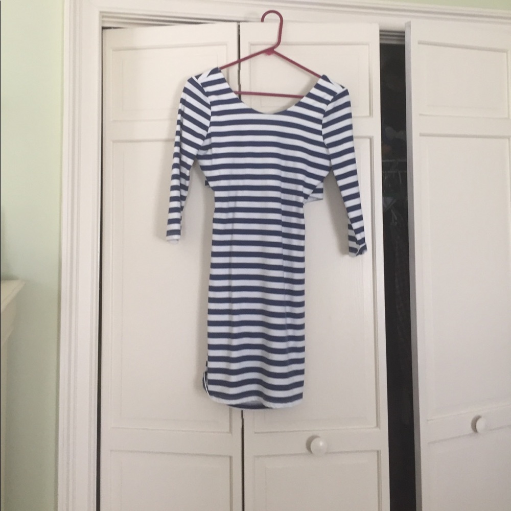 Preppy stripped dress!