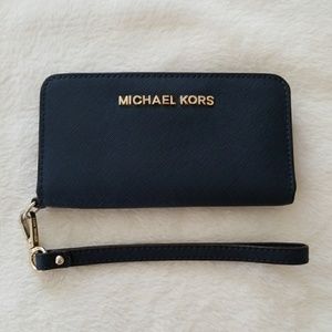 Michael Kors wallet/wristlet