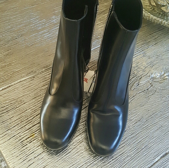 SAINT LAURENT Jill patent-leather ankle boots | NET-A-PORTER Ysl boots