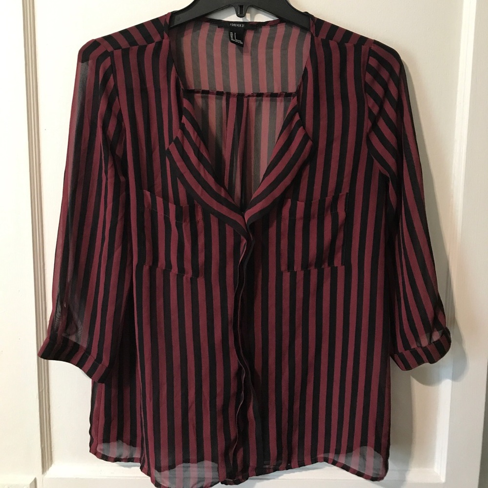 ❌❌SOLD❌❌Forever21 black and maroon striped blouse
