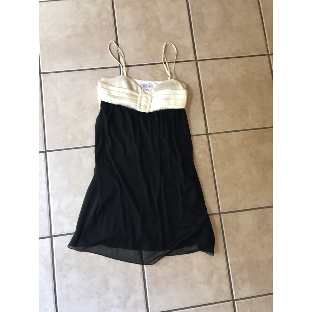 Black dress size 3