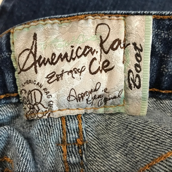 ✨SALE✨American Rag Boot Cut Medium Wash Jeans - Picture 6 of 7