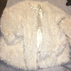 Cream faux fur coat/jacket