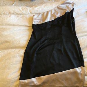 One shoulder dress