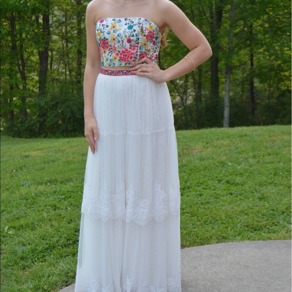 Sherri Hill Prom Dress