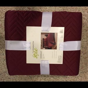 Full/Queen Coverlet Set