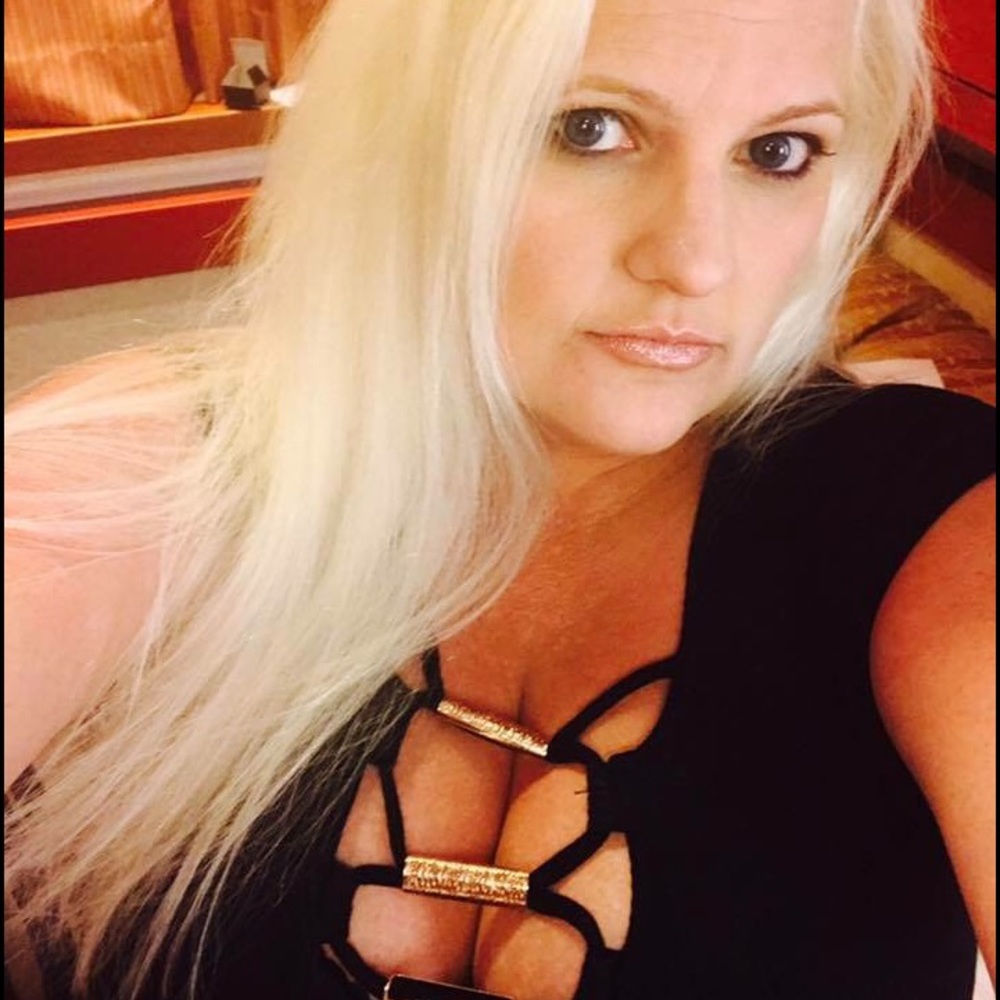 Meet your Posher, Denise