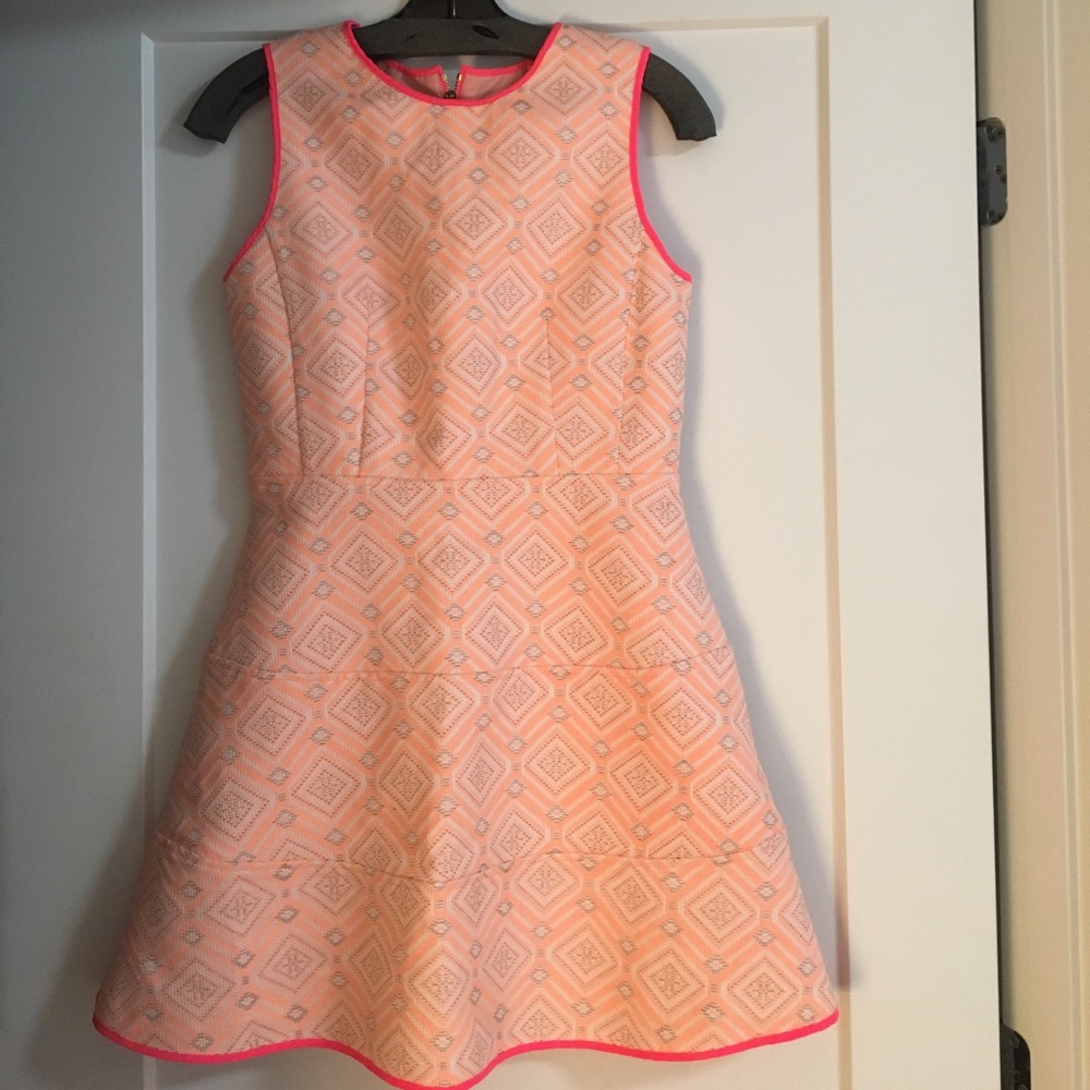BNWT Sail to Sable melon jacquard flair dress