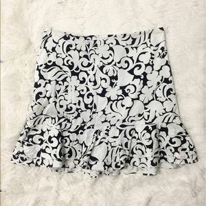 White House Black Market floral print skirt sz 4