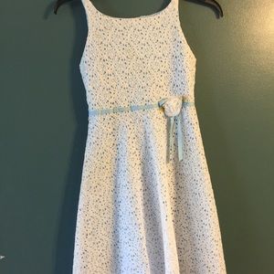 White lace girls dress, NEVER WORN