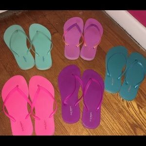 Old Navy Flip Flops