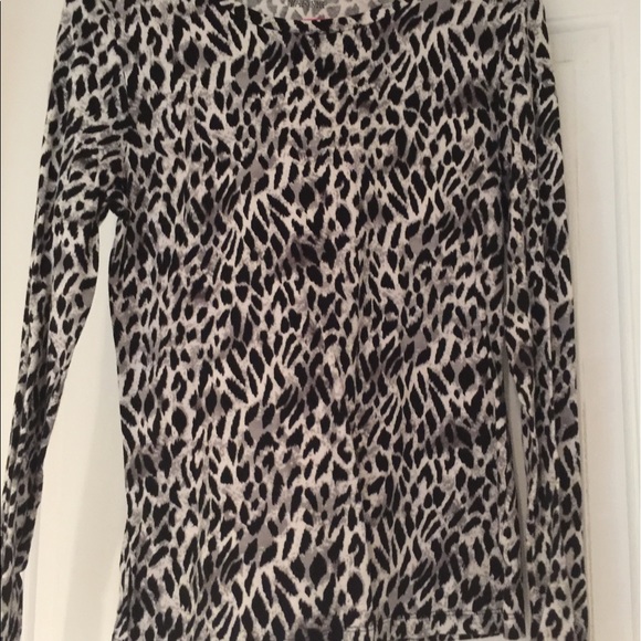 Ladies Long Sleeve - Picture 1 of 1