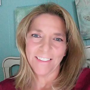 Meet your Posher, Dani