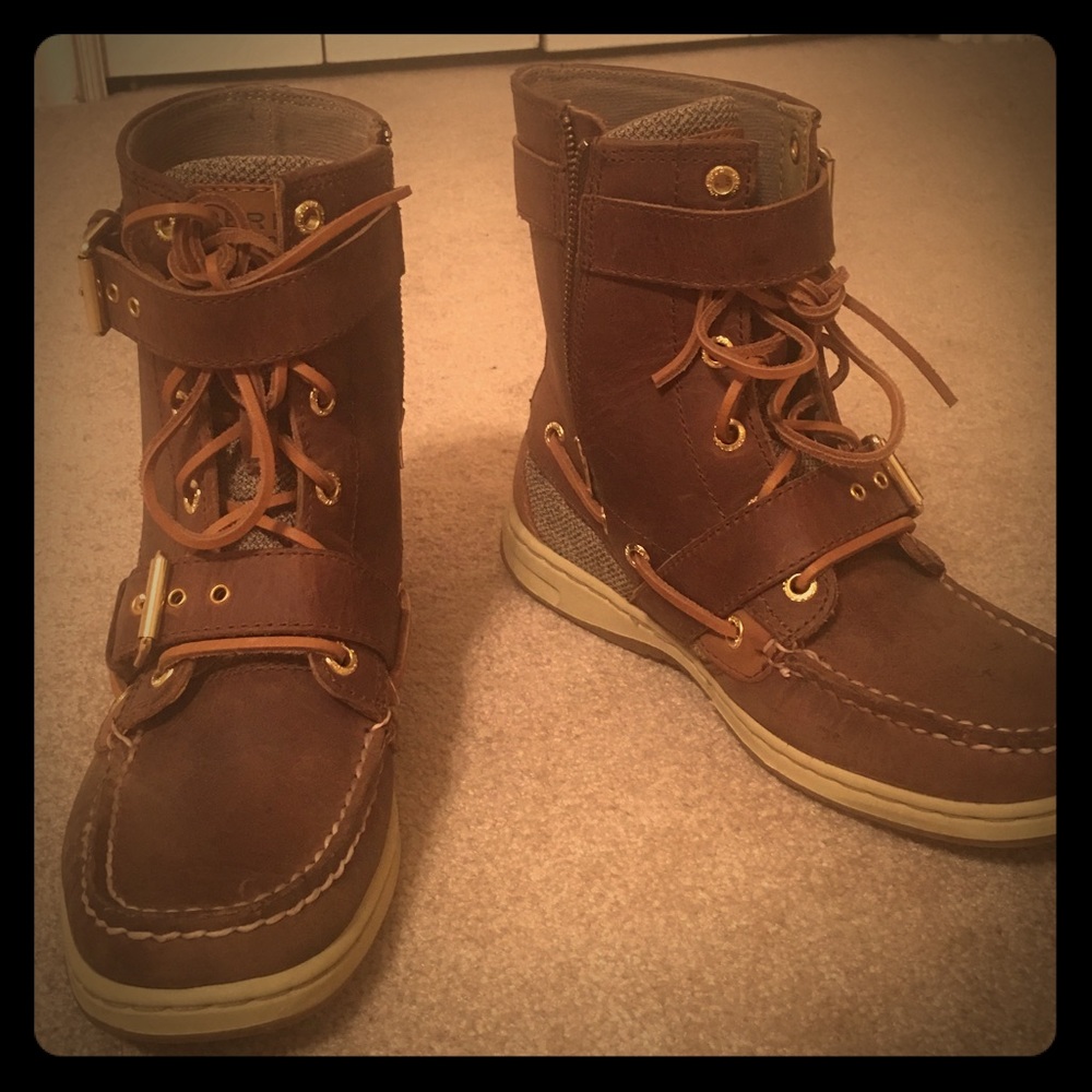 Sperry booties