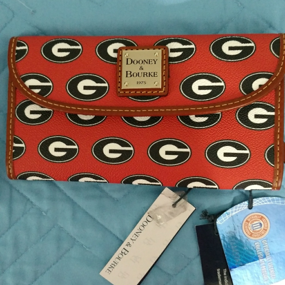 GA Bulldog dooney and bourke wallet.