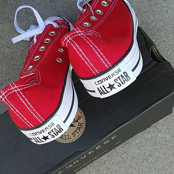 NWT Converse All Stars in Red. ONLY 10 LEFT - Picture 3 of 6