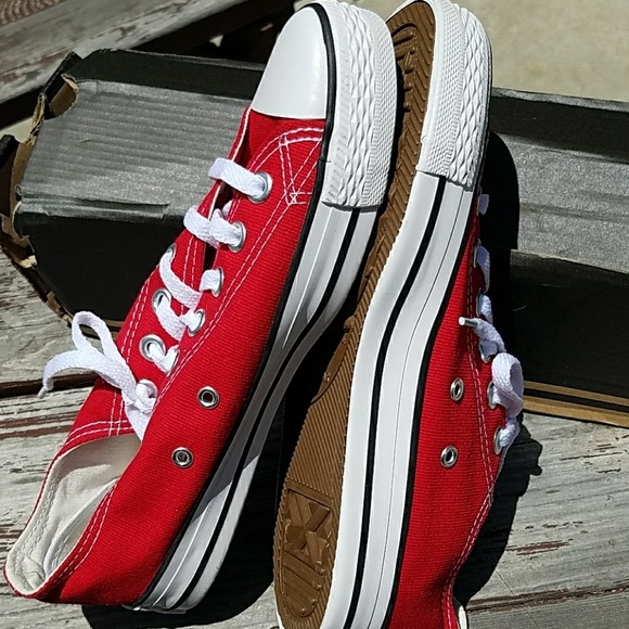 NWT Converse All Stars in Red. ONLY 10 LEFT - Picture 4 of 6