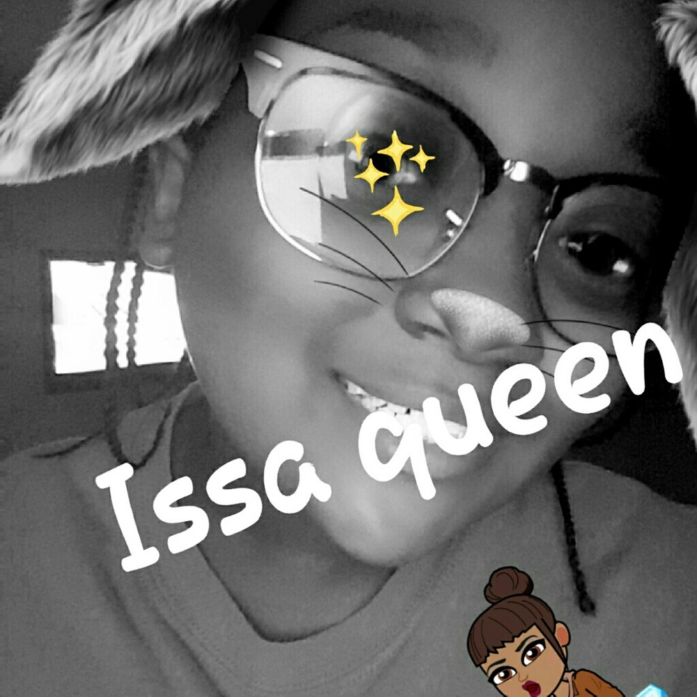 Meet your Posher, Lashya