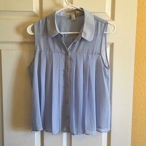 Chiffon collard sleeveless shirt