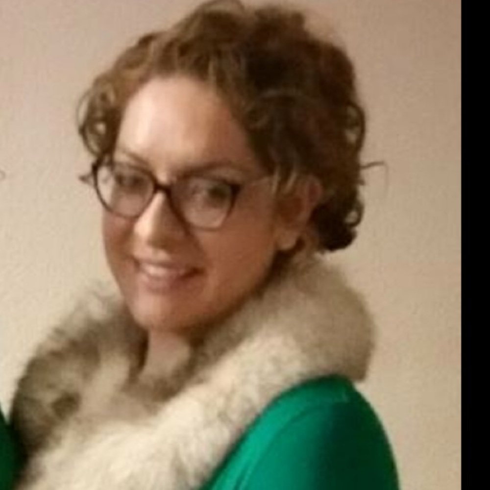 Meet your Posher, Dalila