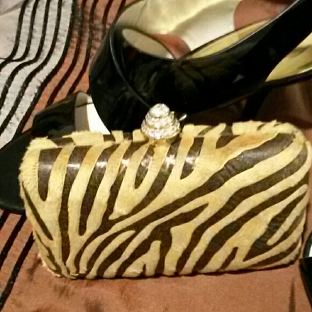 Bamboo Trading Co. Womans evening Bag