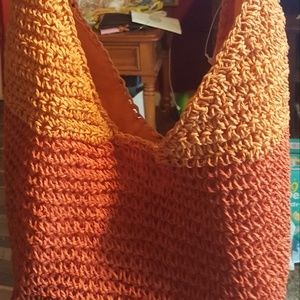 Bucket type pocketbook