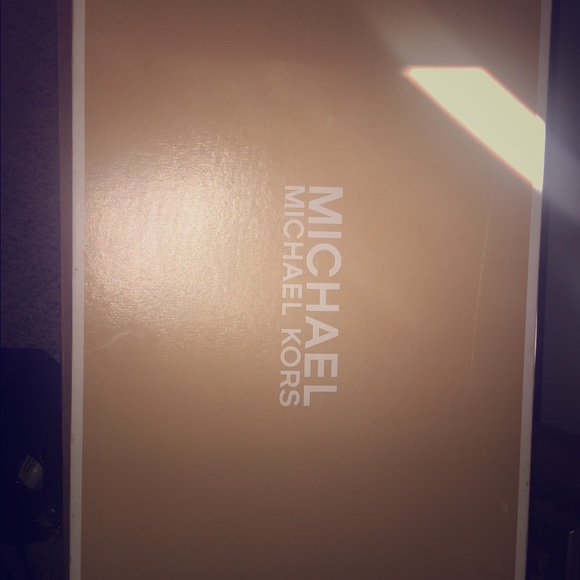 Michael Korea boots - Picture 2 of 2