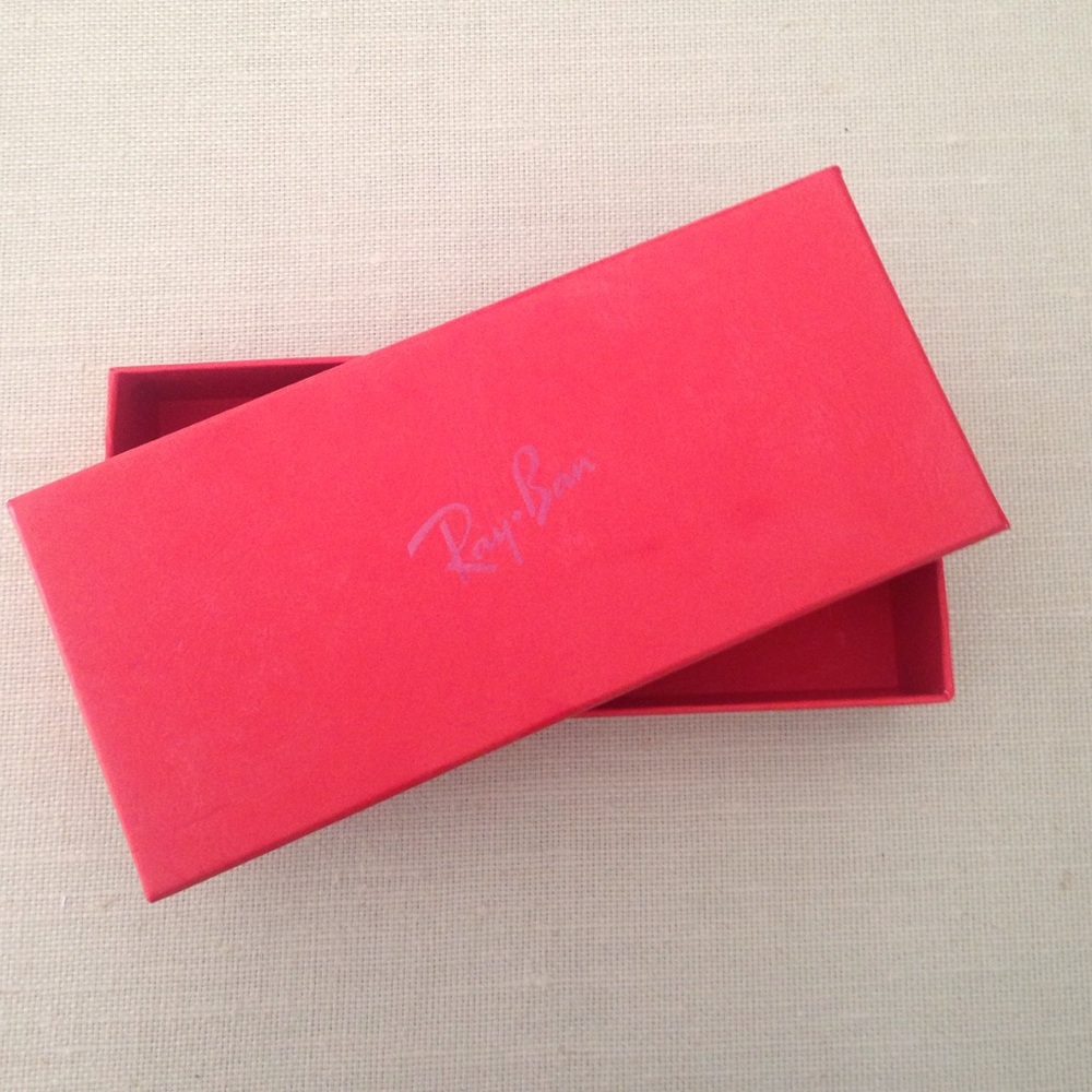 Ray-Ban Box - Picture 2 of 4