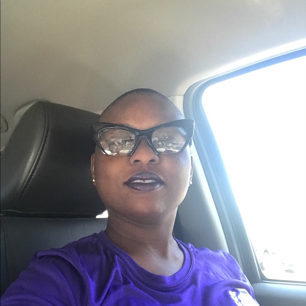 Meet your Posher, Artesha