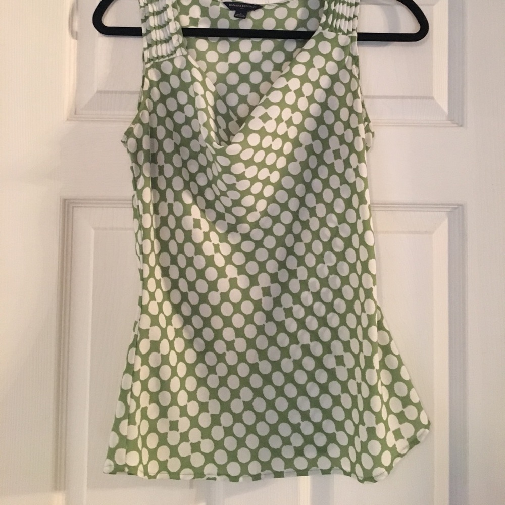 Green polkadot dress shirt