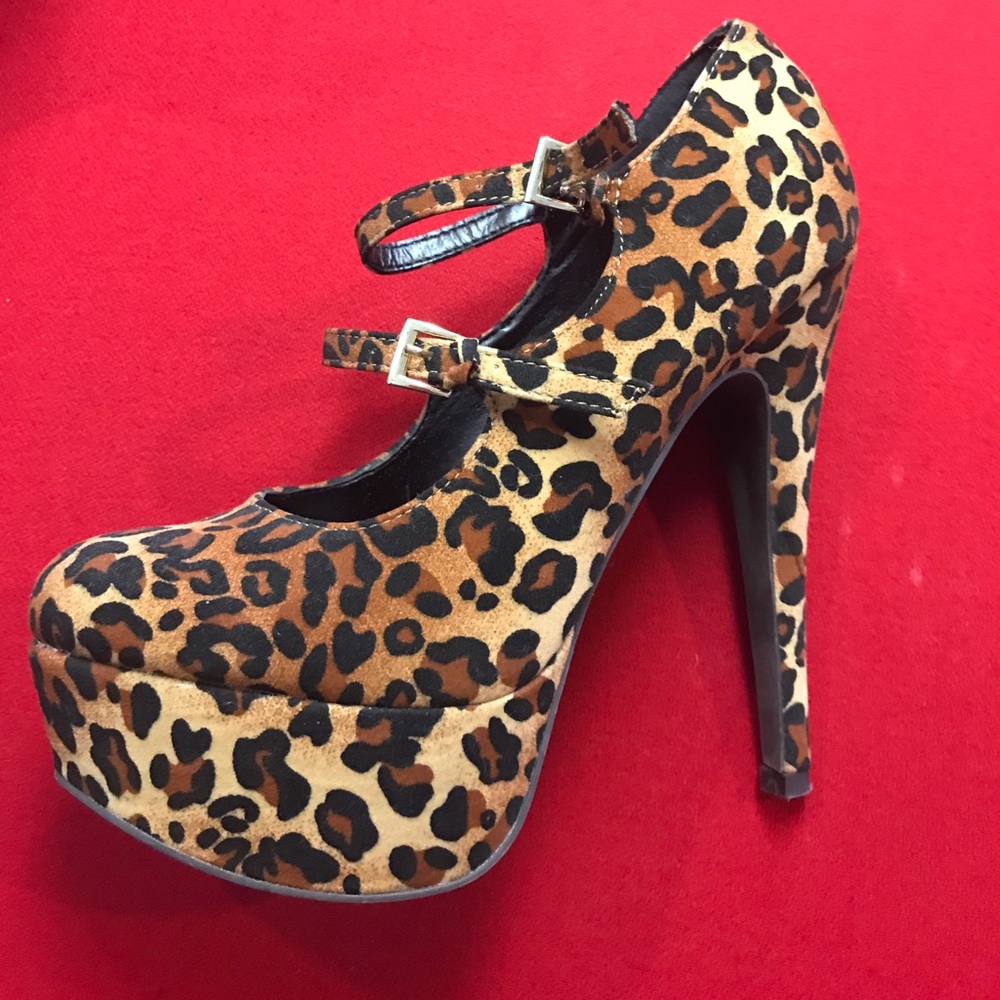 High heels 👠 - Picture 5 of 5
