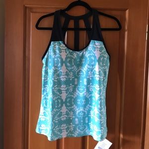 Fabletics top NEW