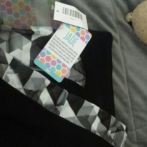 Brand NEW LULAROE JADE leggings