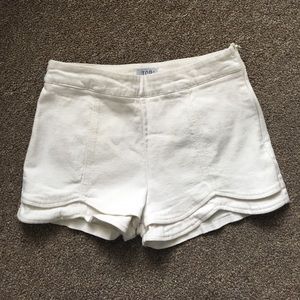 Tobi Mid-Waisted Shorts