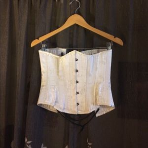 White corset 22" black lacing