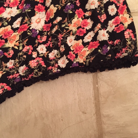 Floral Festival Romper - Picture 3 of 3