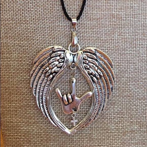 Jewerlys - Picture 2 of 3