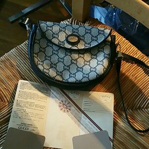 Authentic Gucci crossbody handbag